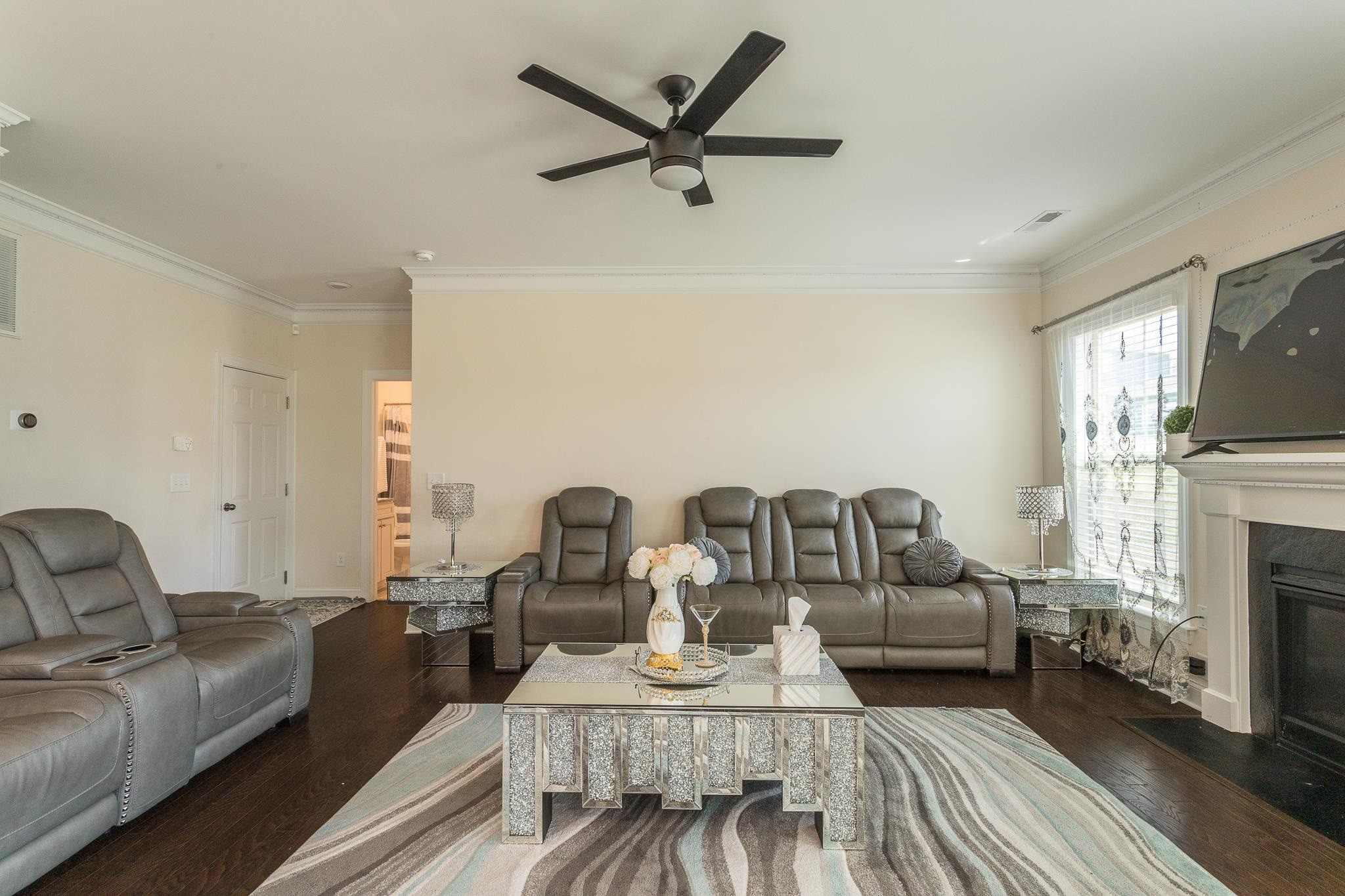 1102 Dartmouth Drive