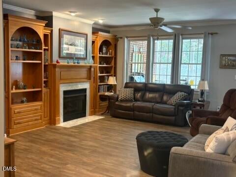 6509 Wavcott Drive