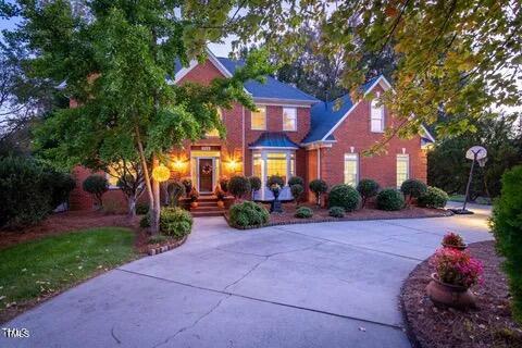 702 Orange Court