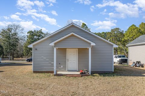 A home in Dunn