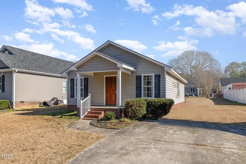 A home in Dunn