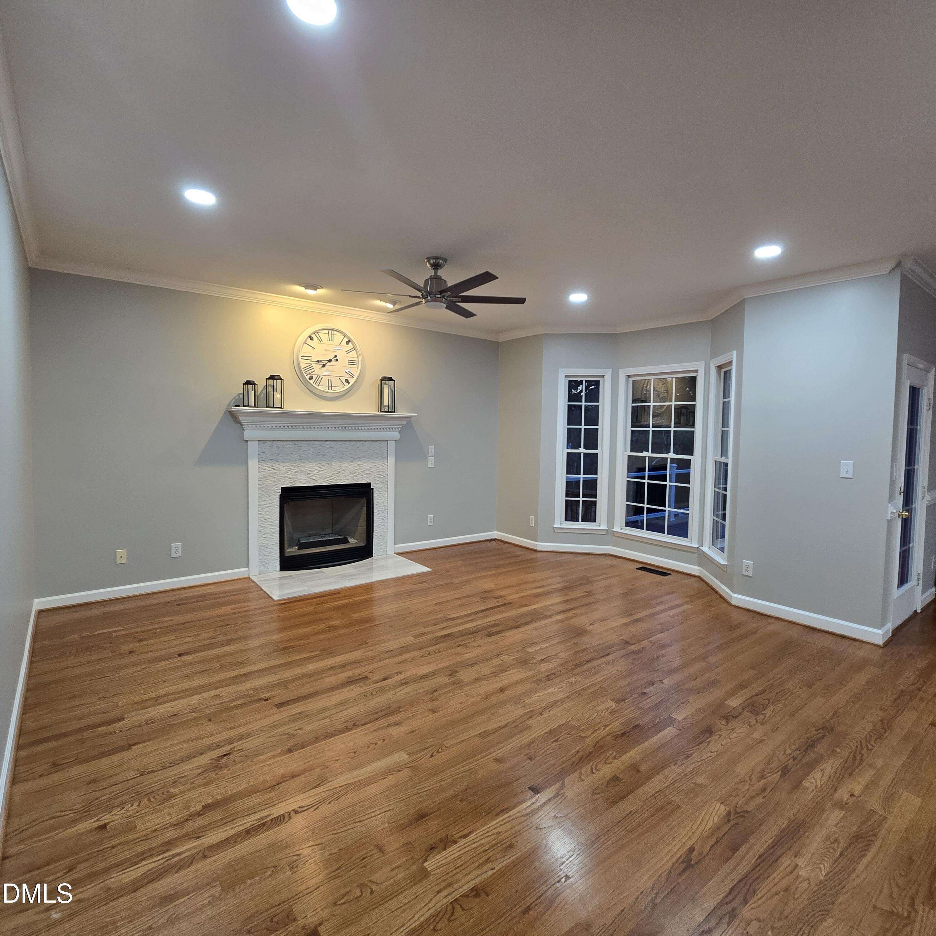 2345 Knoll Ridge Lane