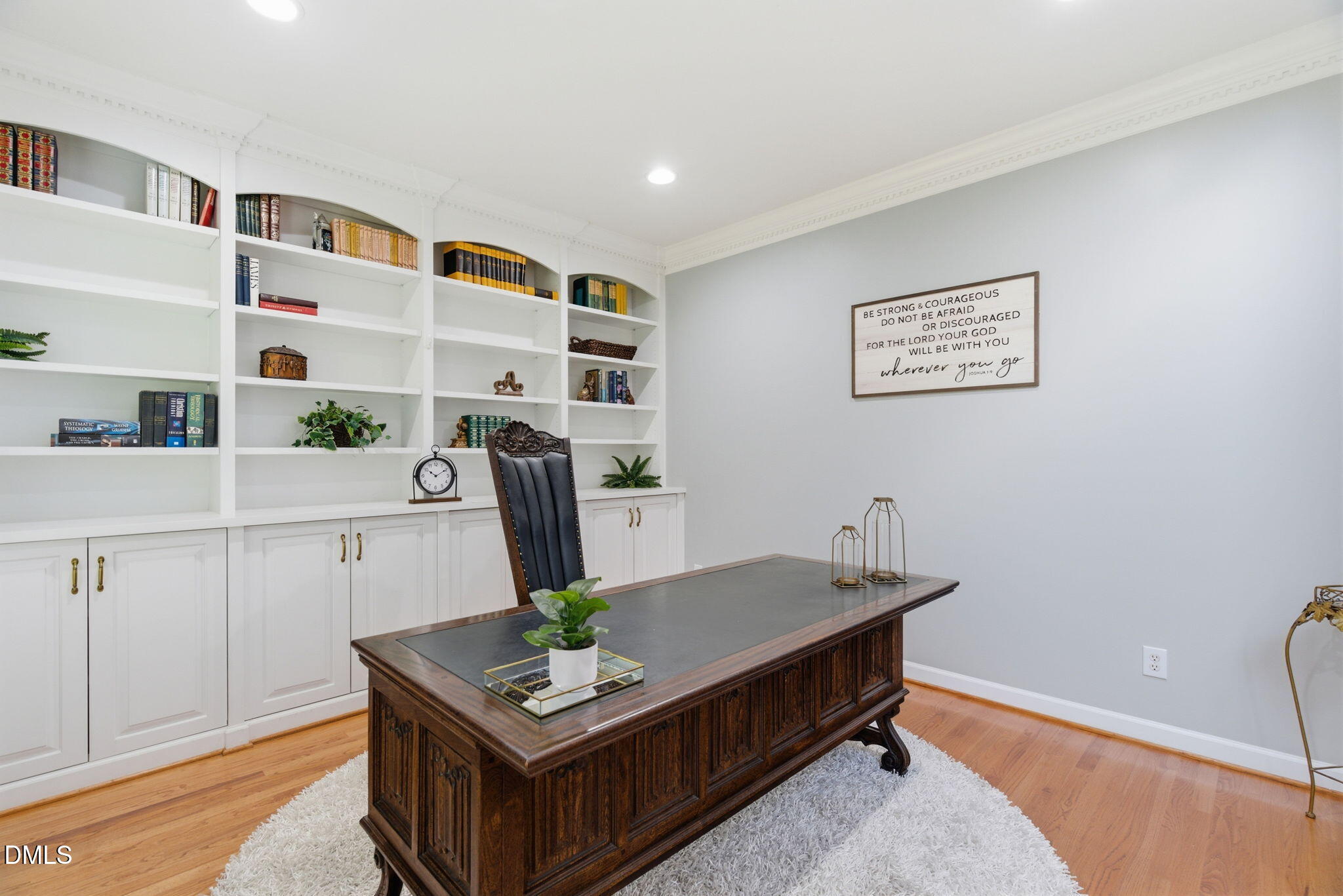 2345 Knoll Ridge Lane