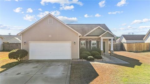 A home in Raeford