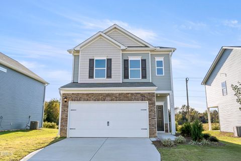 165 Courtside Drive Dunn NC 28334