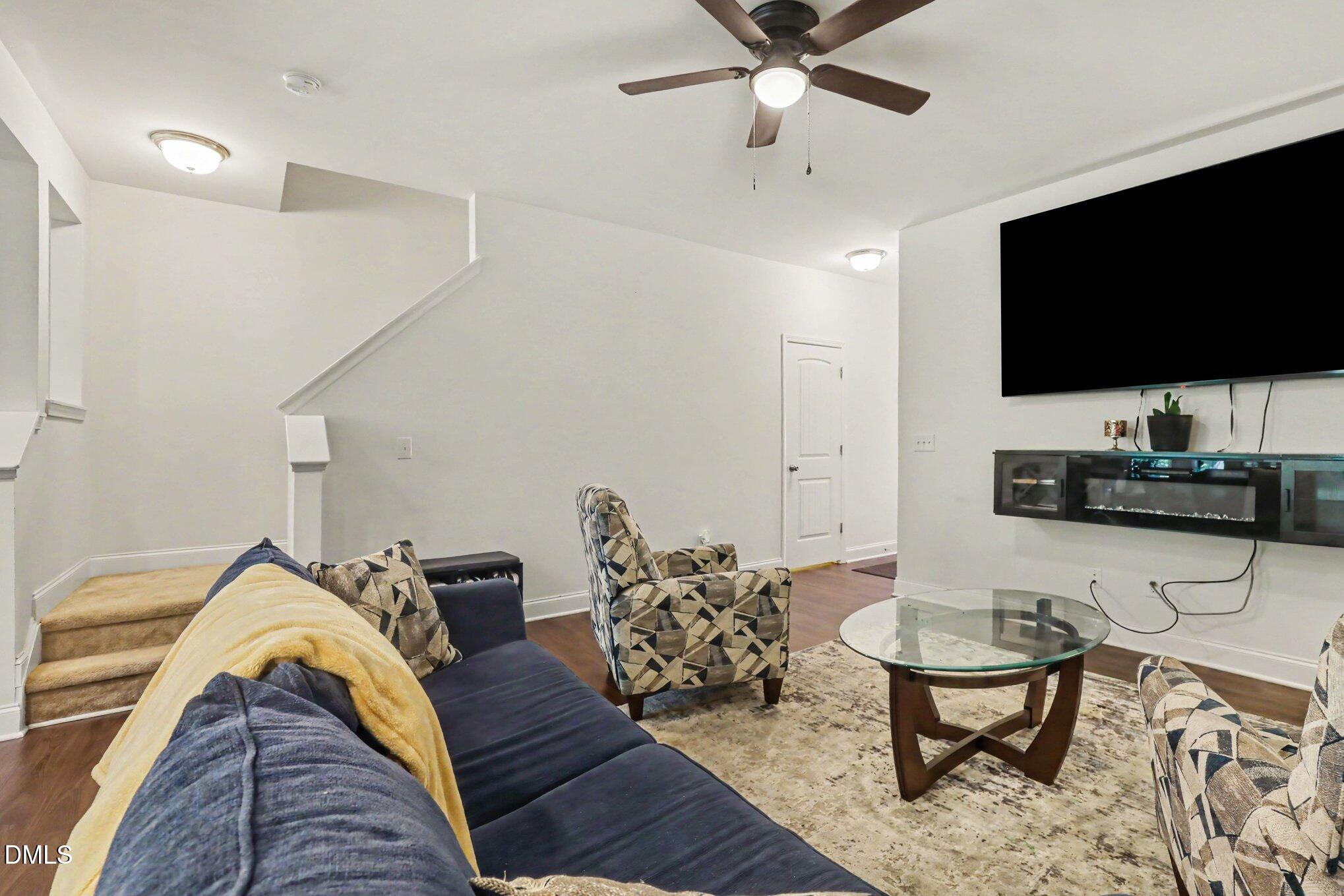 270 E Porthaven Way