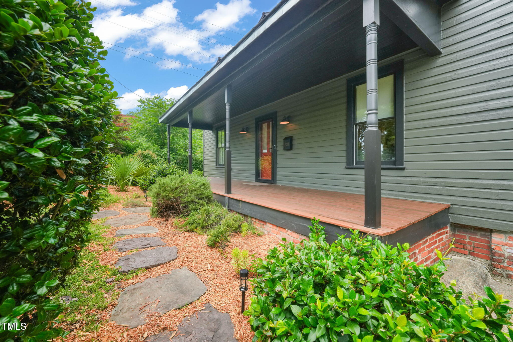701 Holloway Street