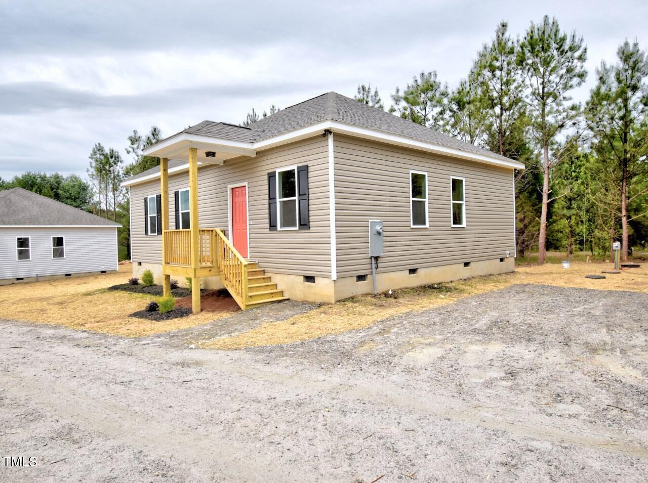 48 S Grace Way