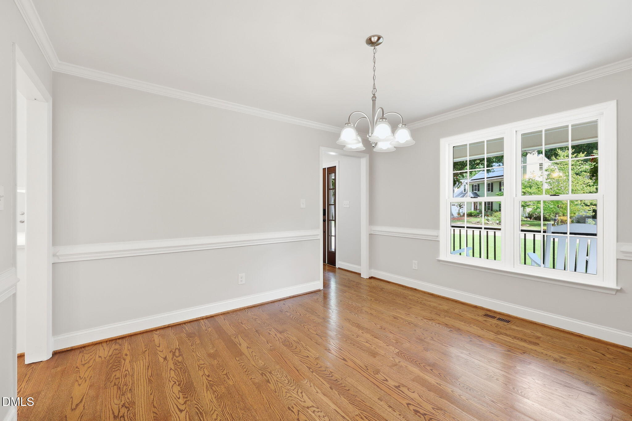 112 Waterfall Court
