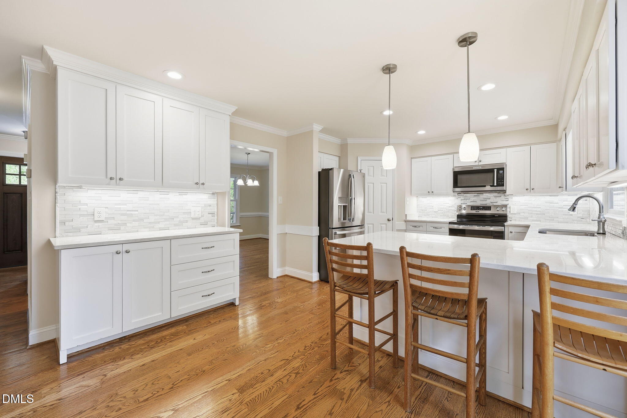 112 Waterfall Court