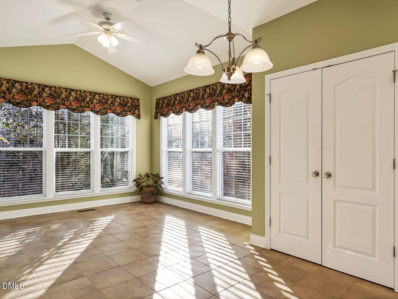 1972 Weaver Forest Way