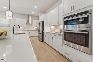 1121 Masters Place Way 161