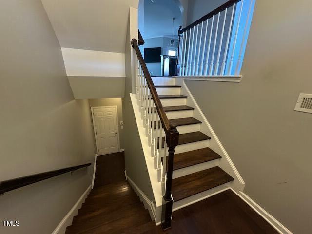 9308 Wooden Road
