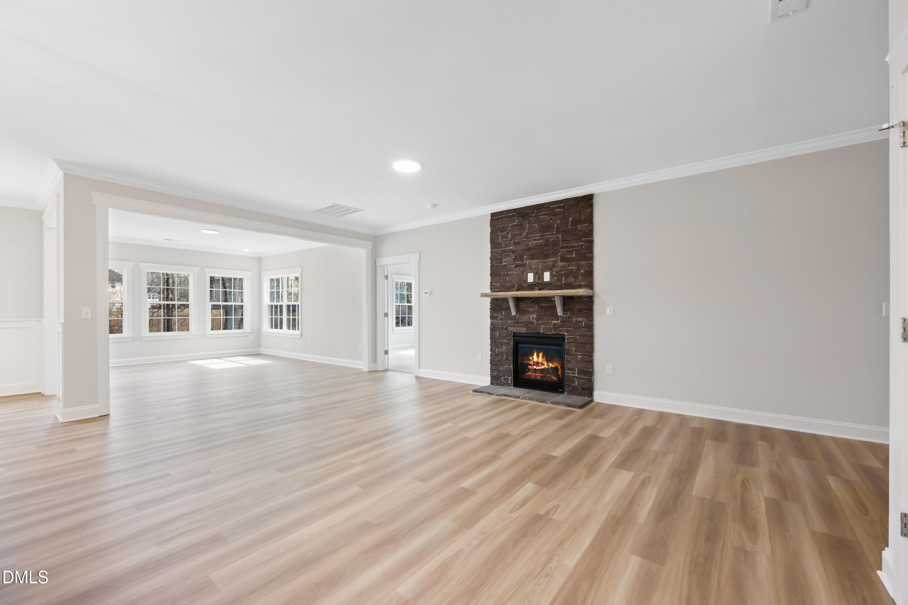 1994 Meadowview Drive