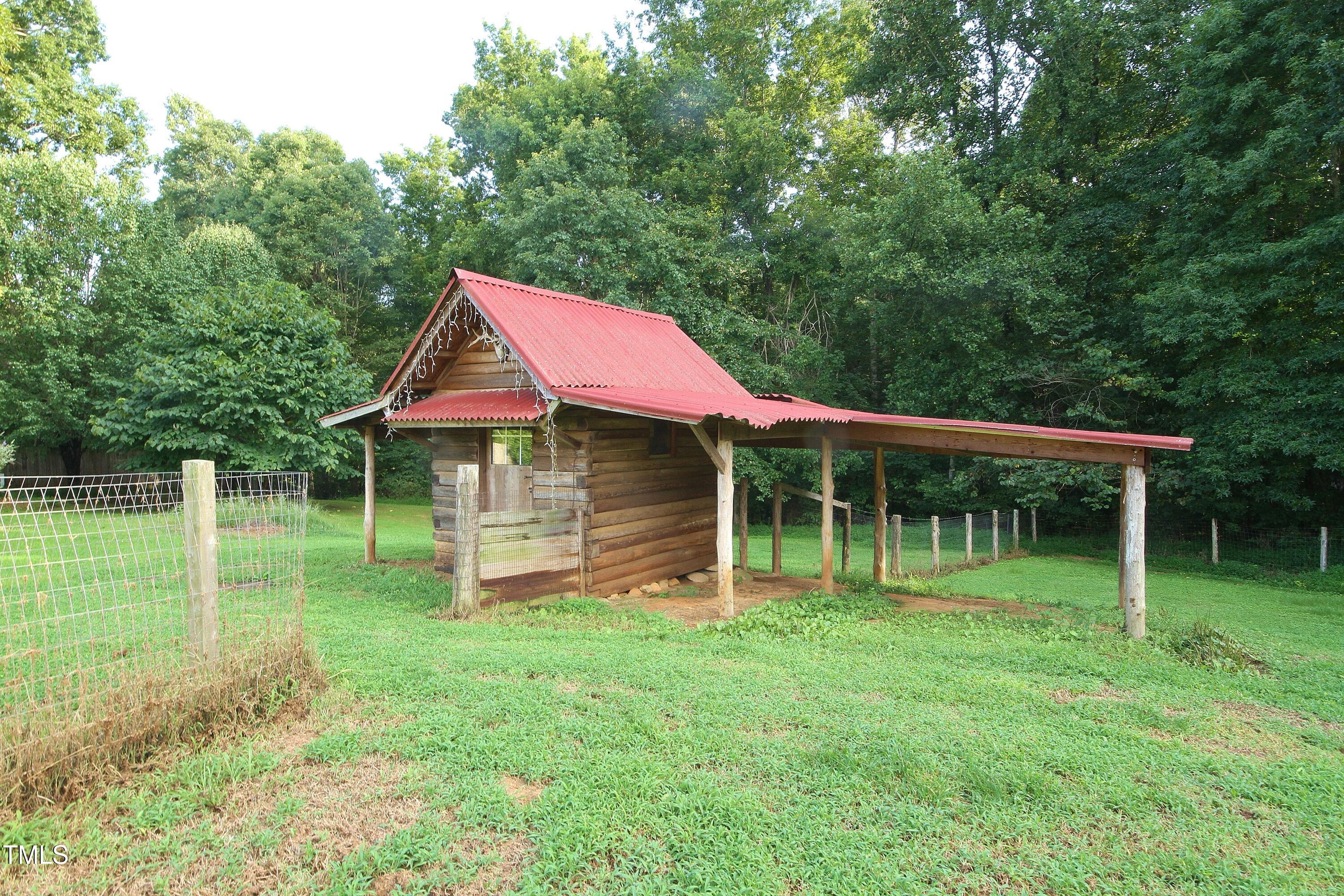 5919 Christys Lane