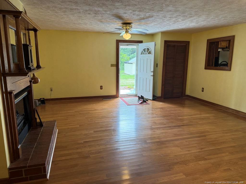 13829 E Hwy 130 Highway E