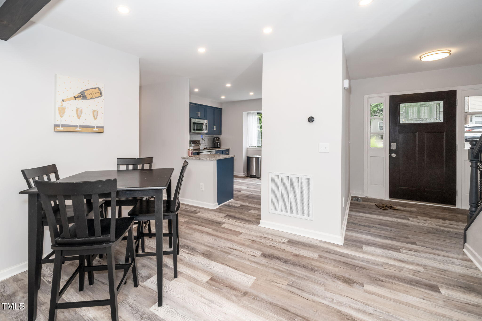 5961 Dixon Drive