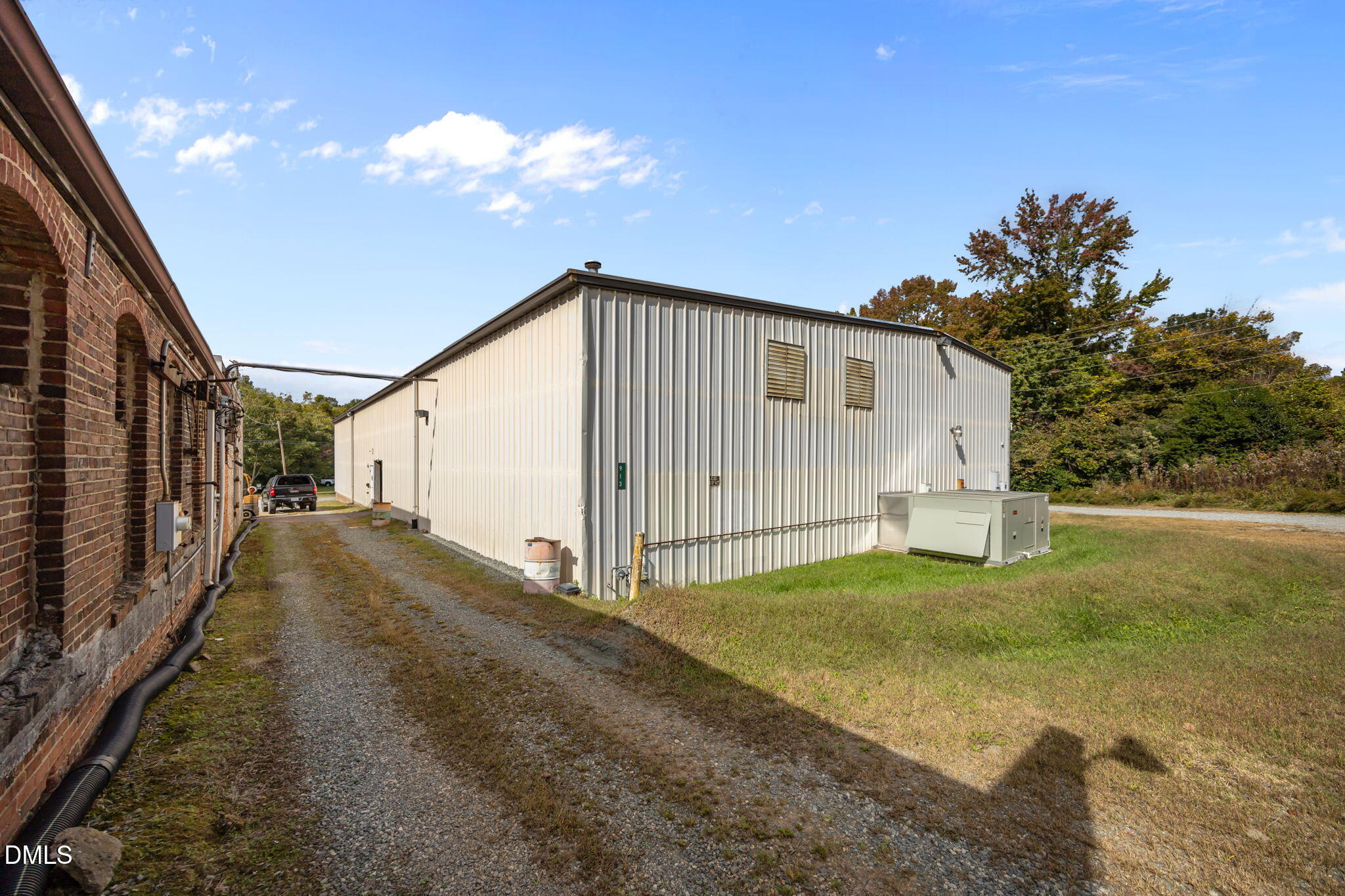 913 Washington Street