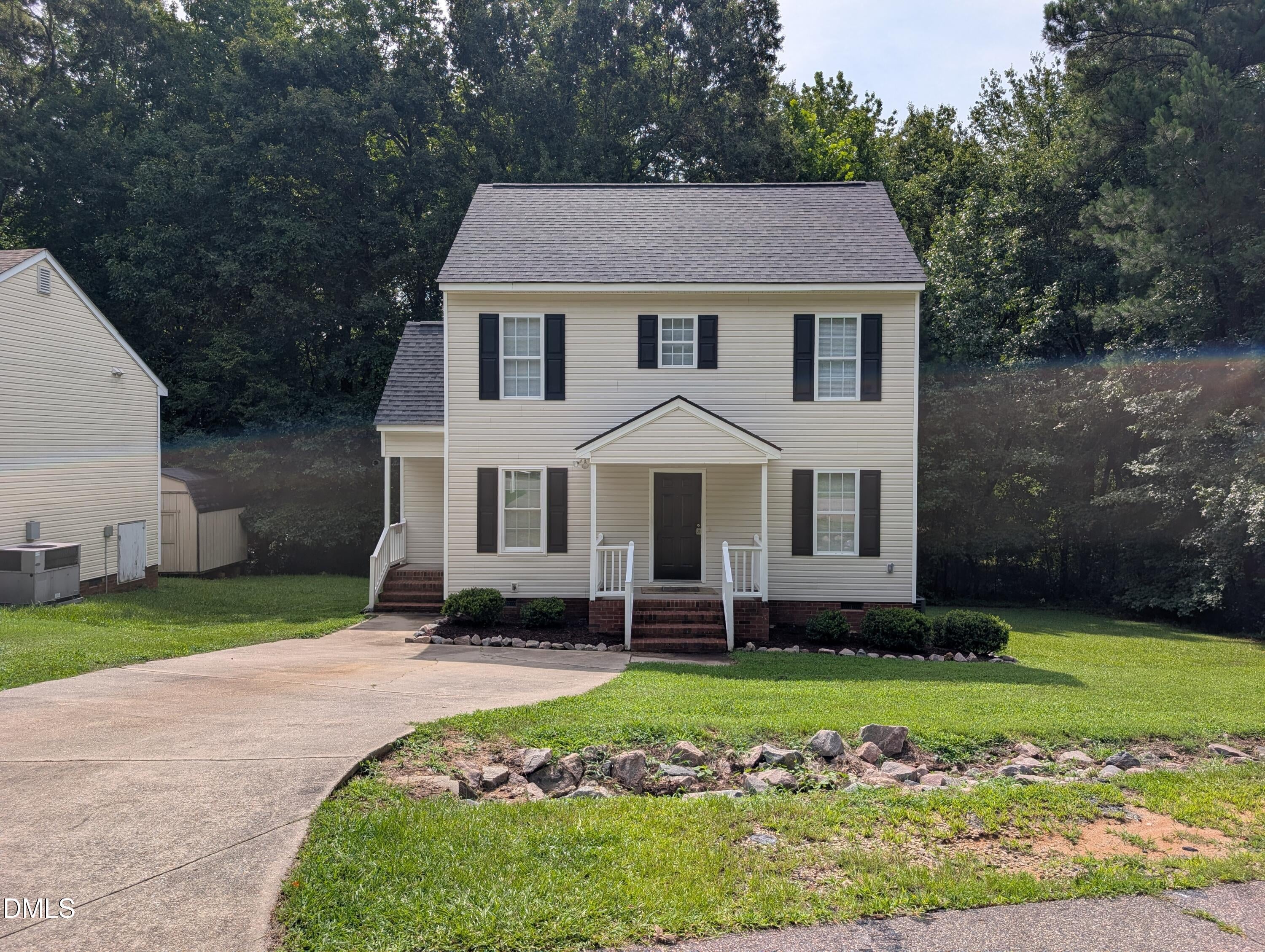 1039 Laurel Leaf Road