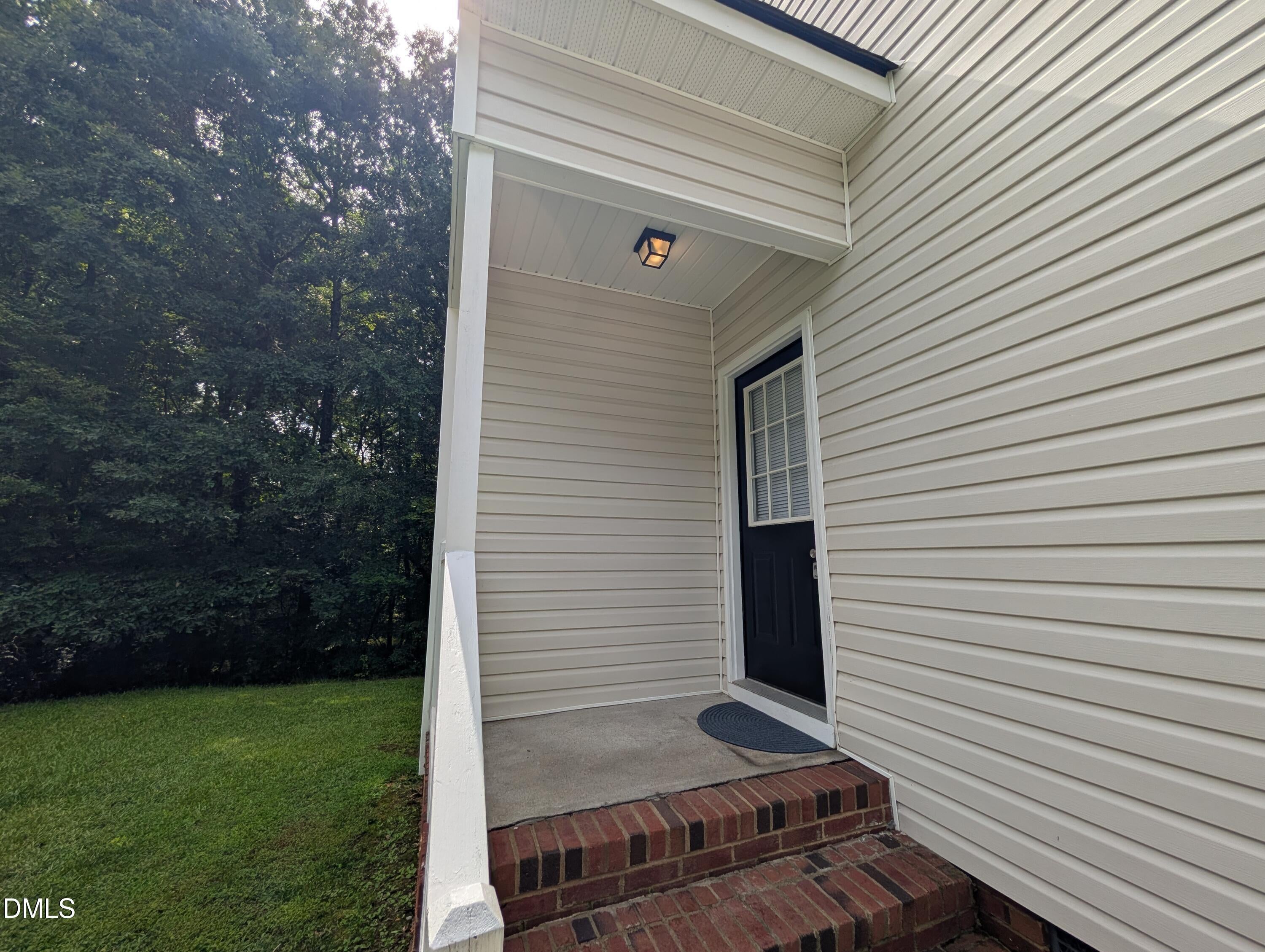 1039 Laurel Leaf Road