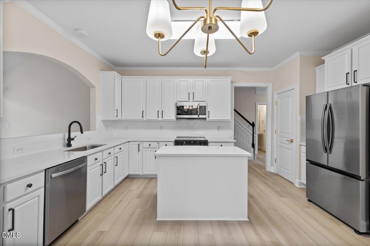 3926 Sunset Maple Court