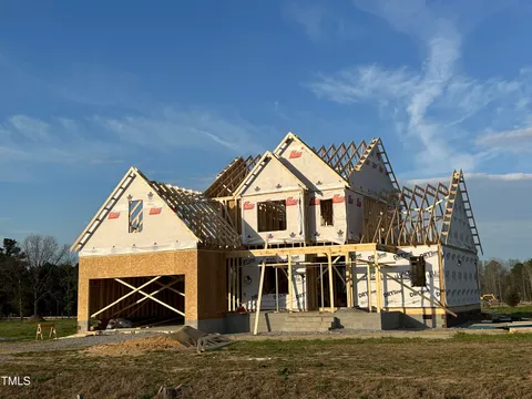 MLS: 10086091