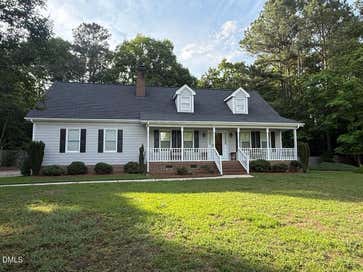 129 Pebble Drive Clayton NC 27520
