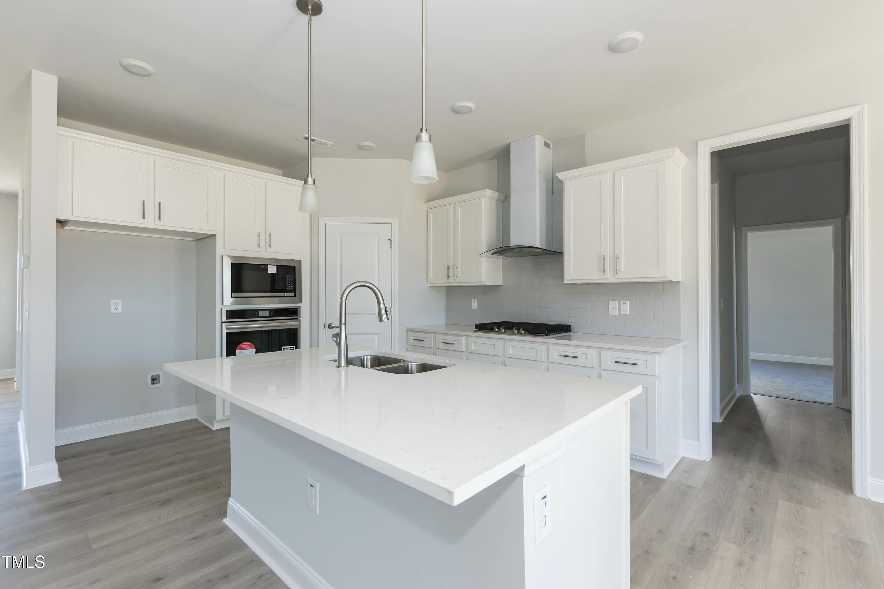 135 Newport Landing
