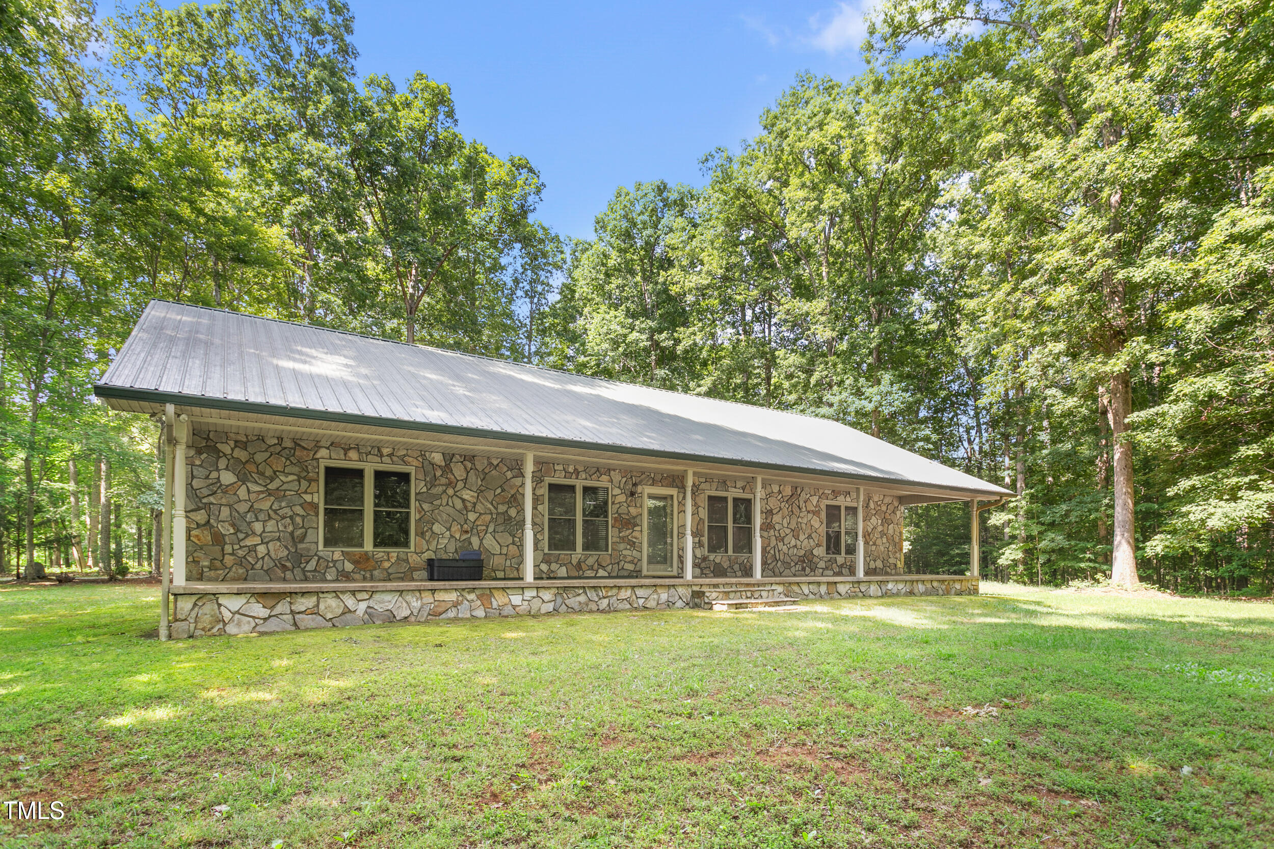7849 Circle L Trail