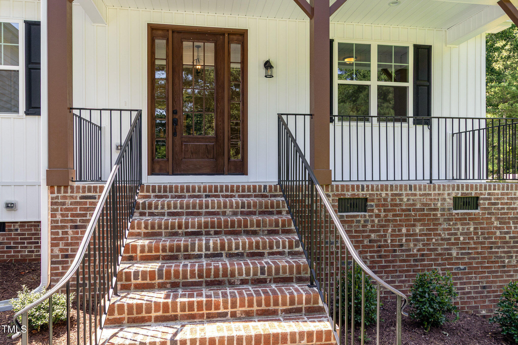 503 Forest Road