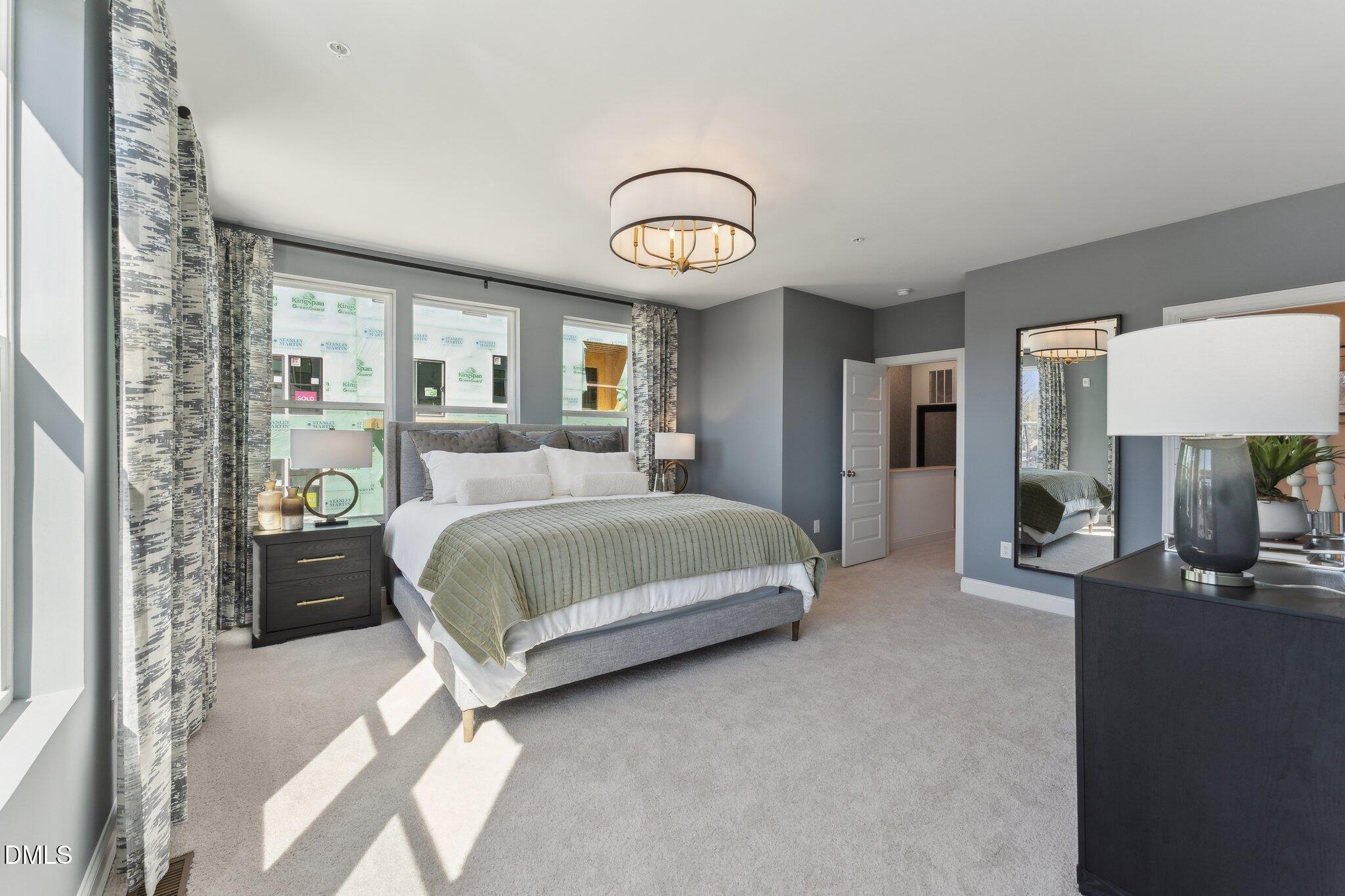 154 N White Street #100