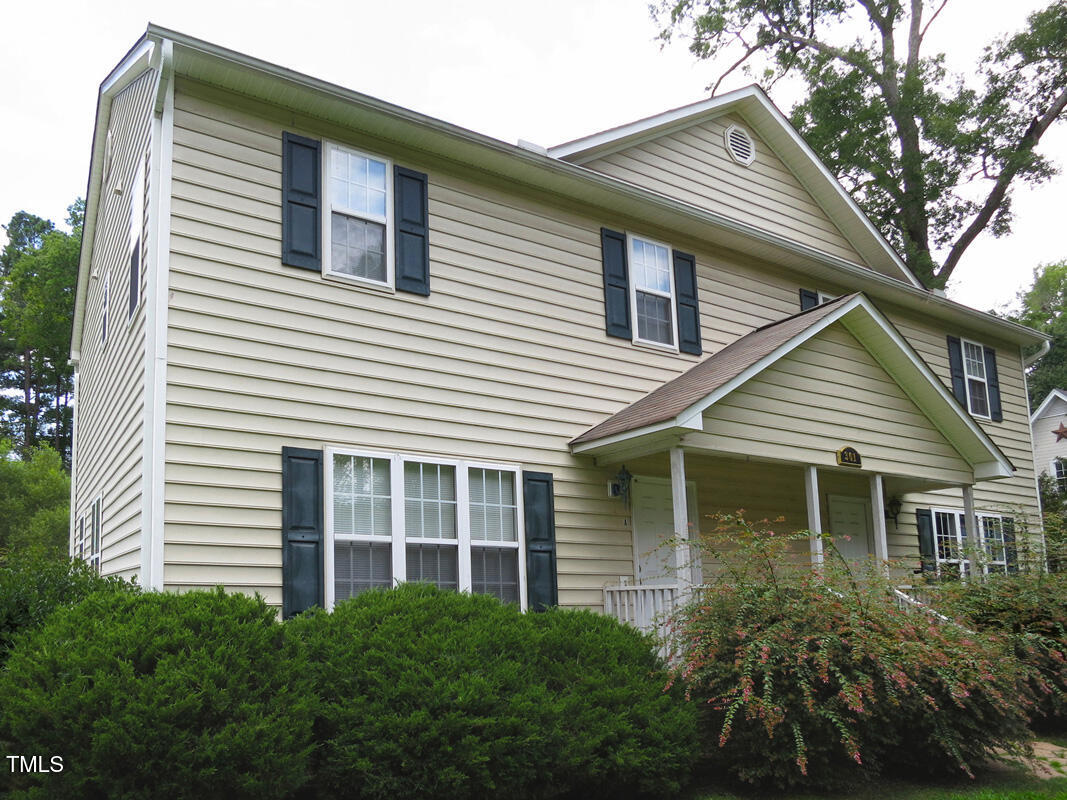 301 Hillsborough Road A+B