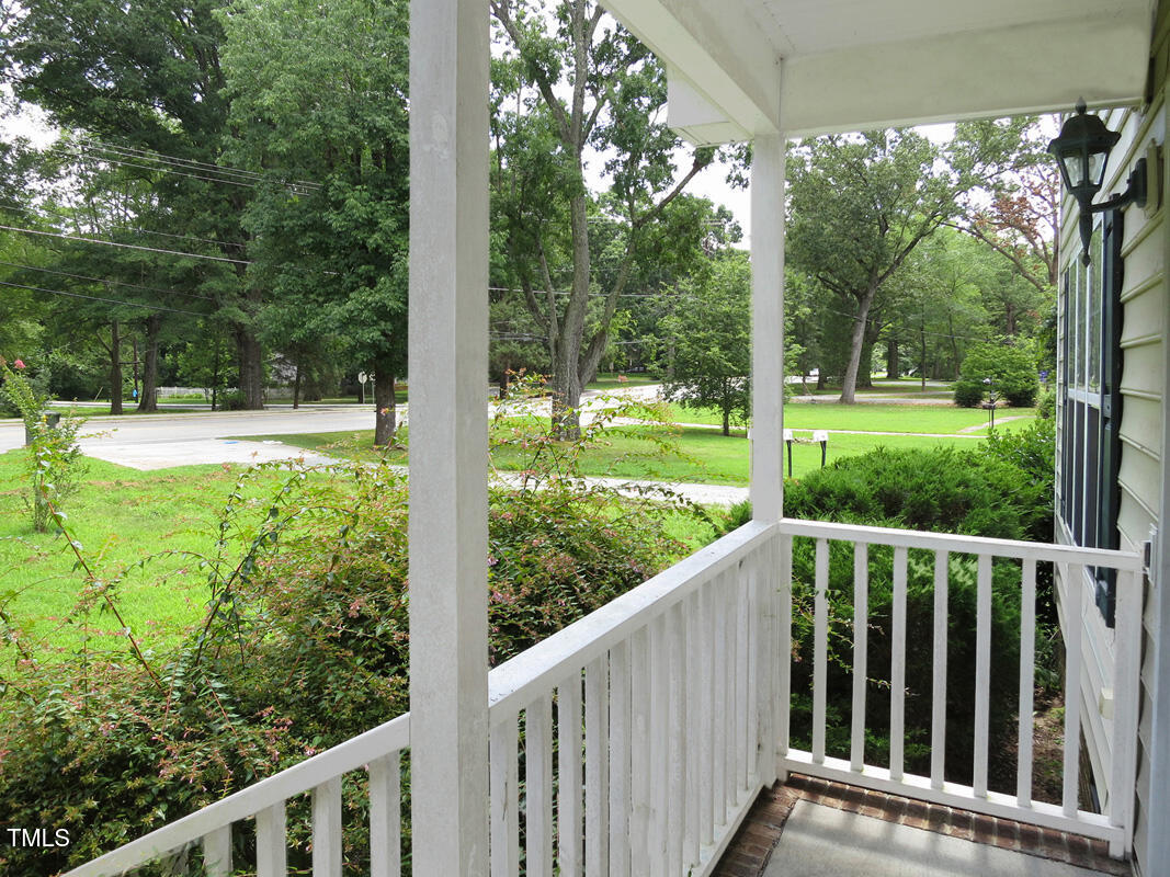 301 Hillsborough Road A+B