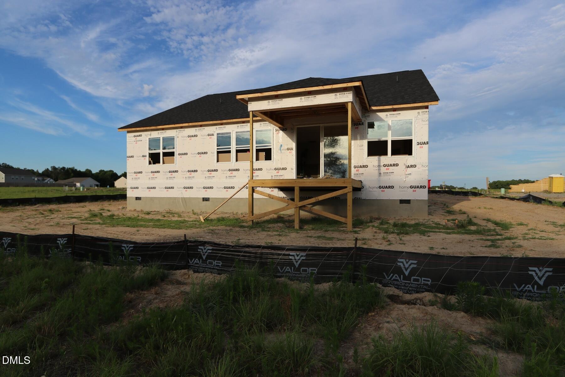 35 Windward Place