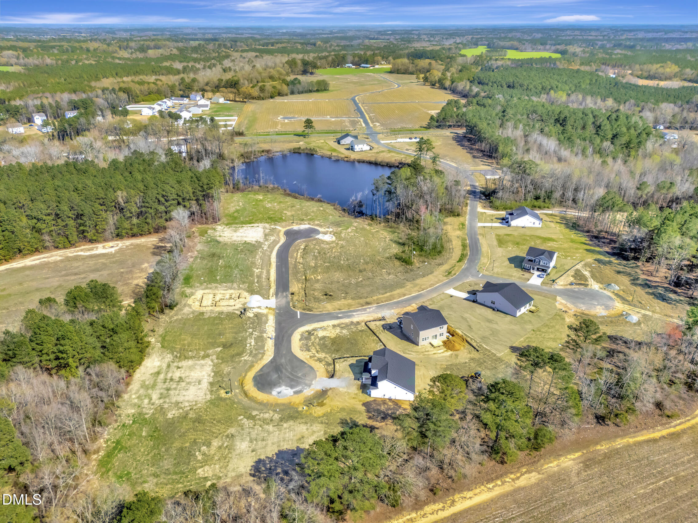 35 Windward Place