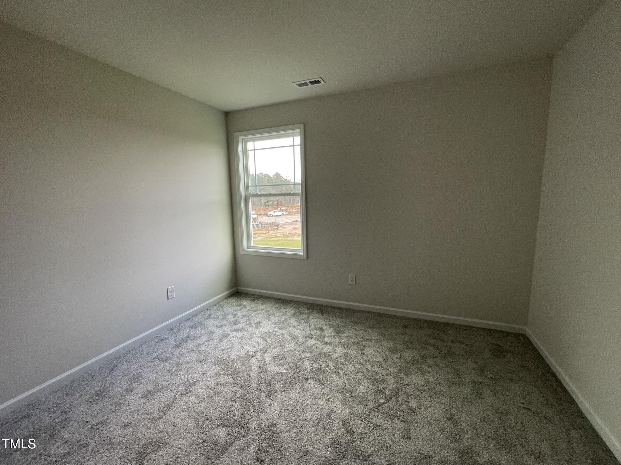 130 Tulipfield Way
