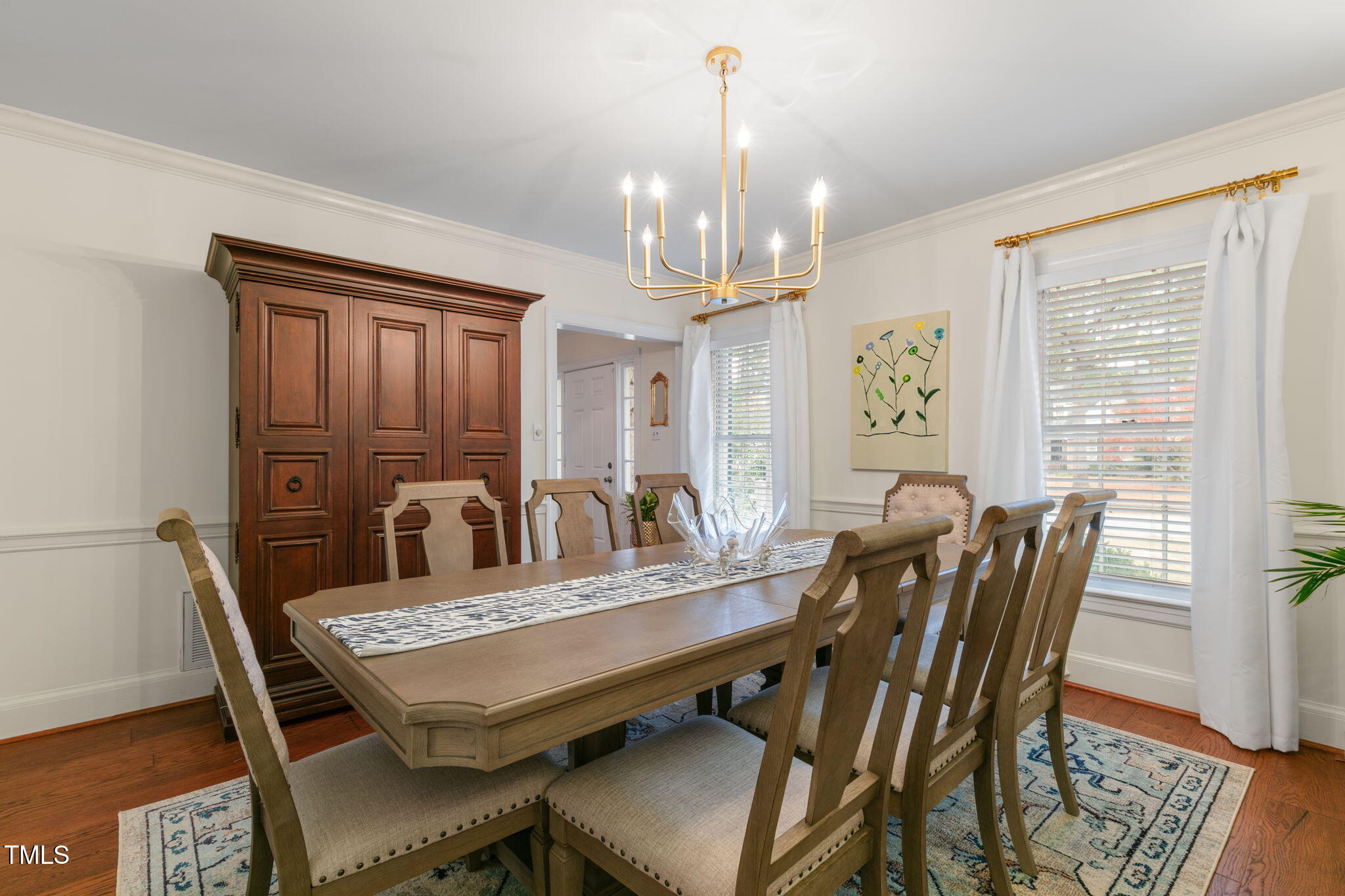 1115 Laurel Lane NW