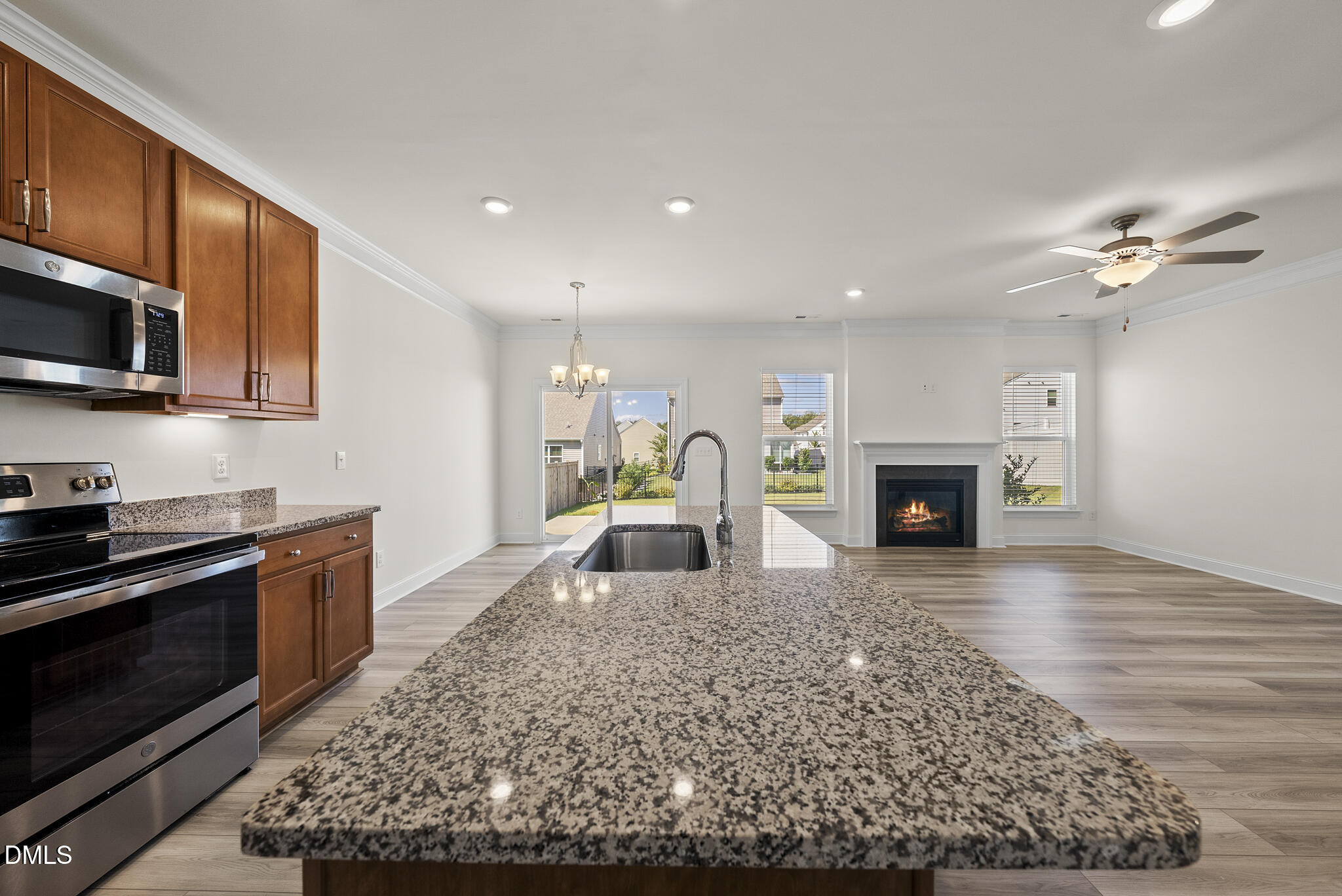545 Glenwyck Court