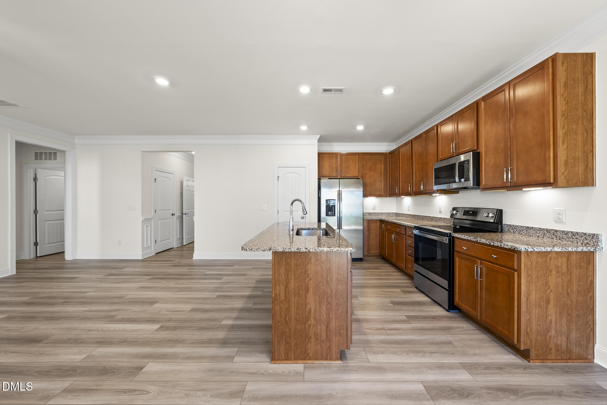 545 Glenwyck Court