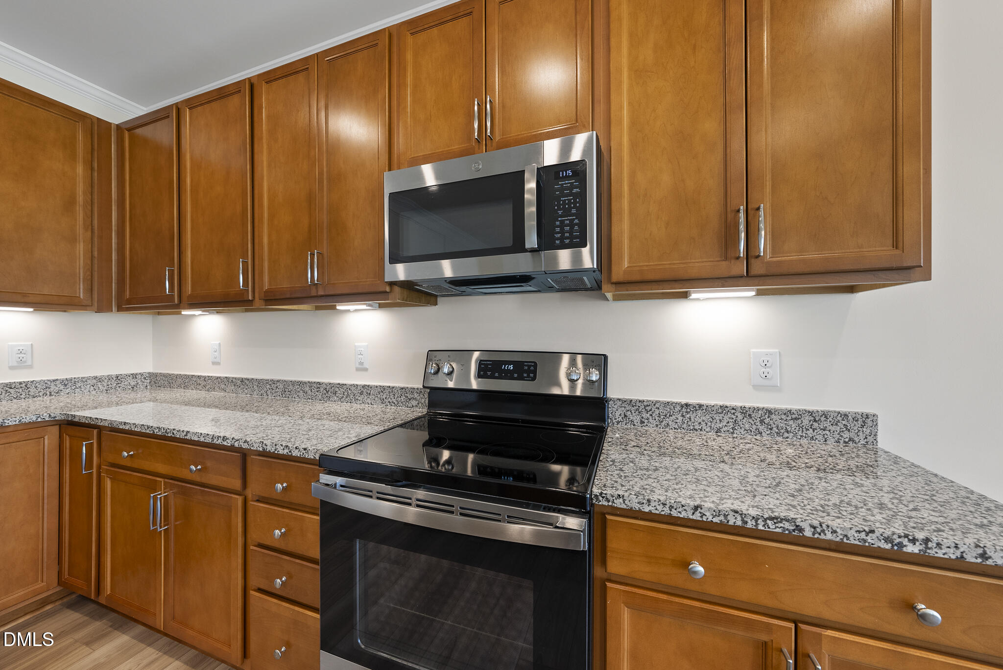 545 Glenwyck Court