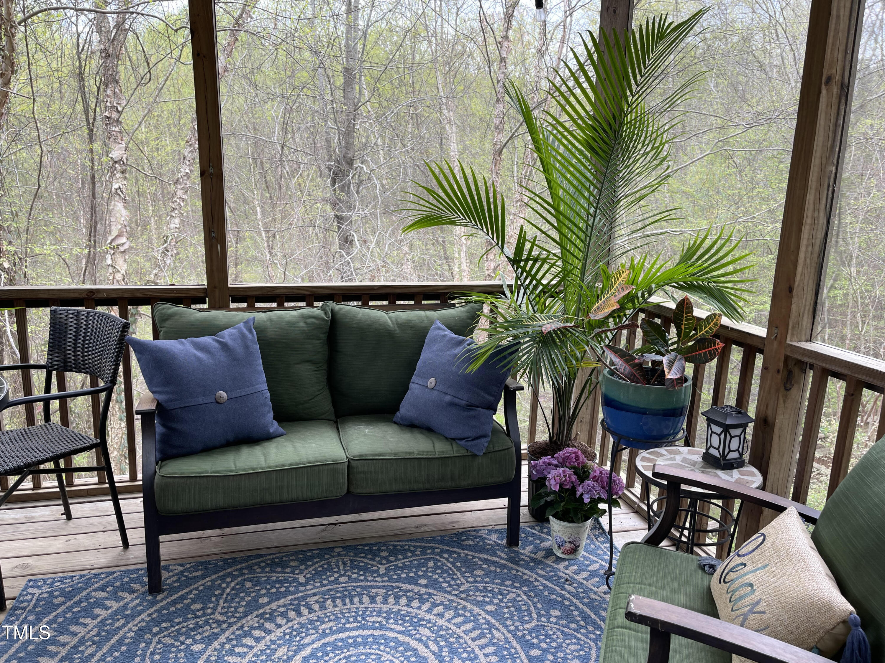 436 Edgepine Drive