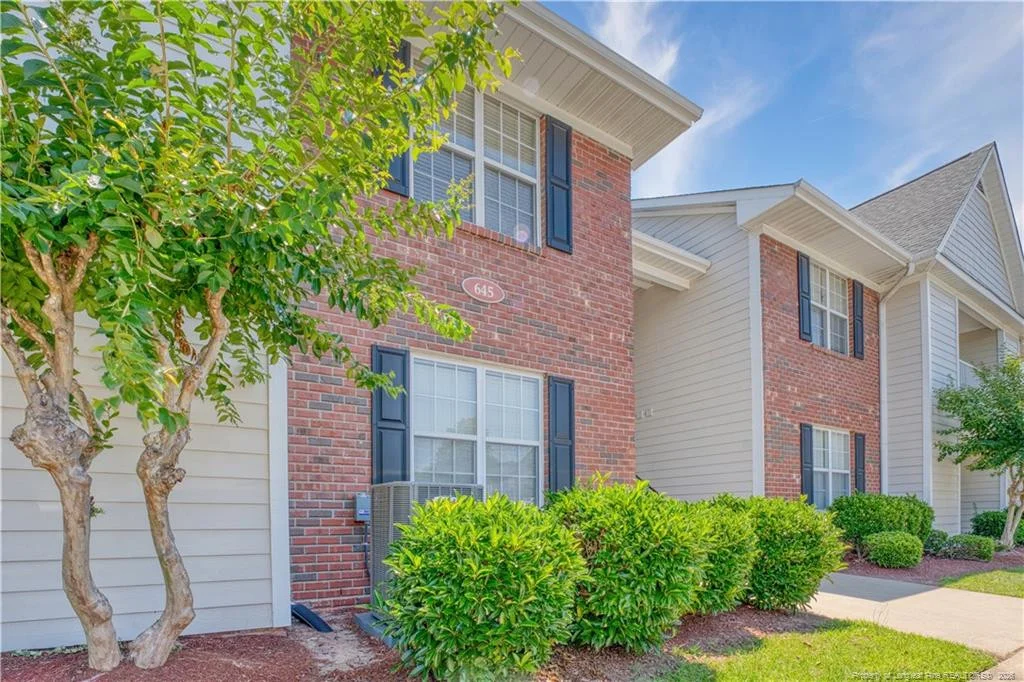 645 Brandermill Road Unit 101