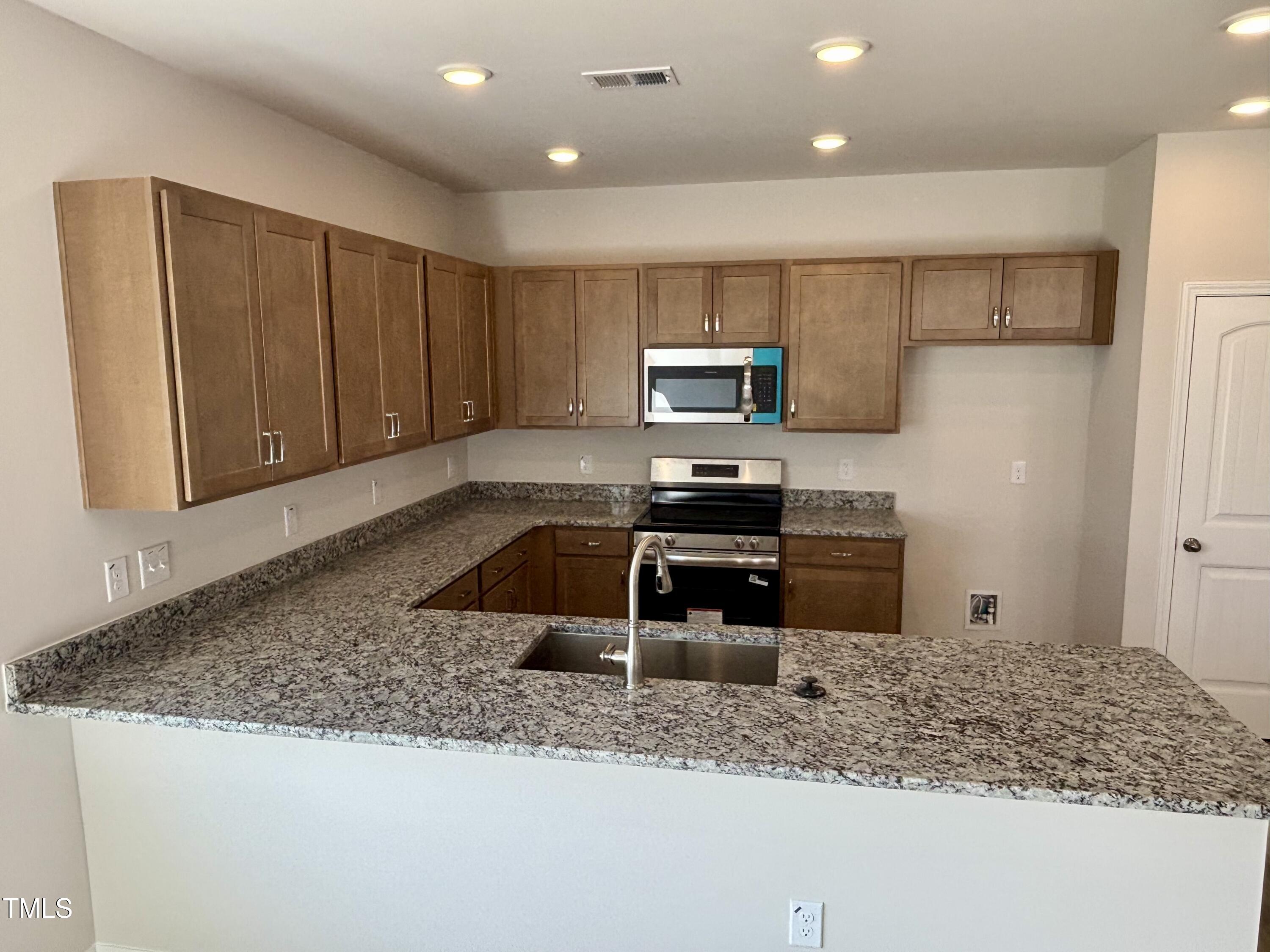84 Commons Circle