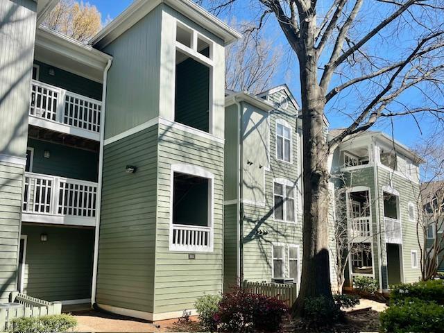 1011 Nicholwood Drive Apt 105