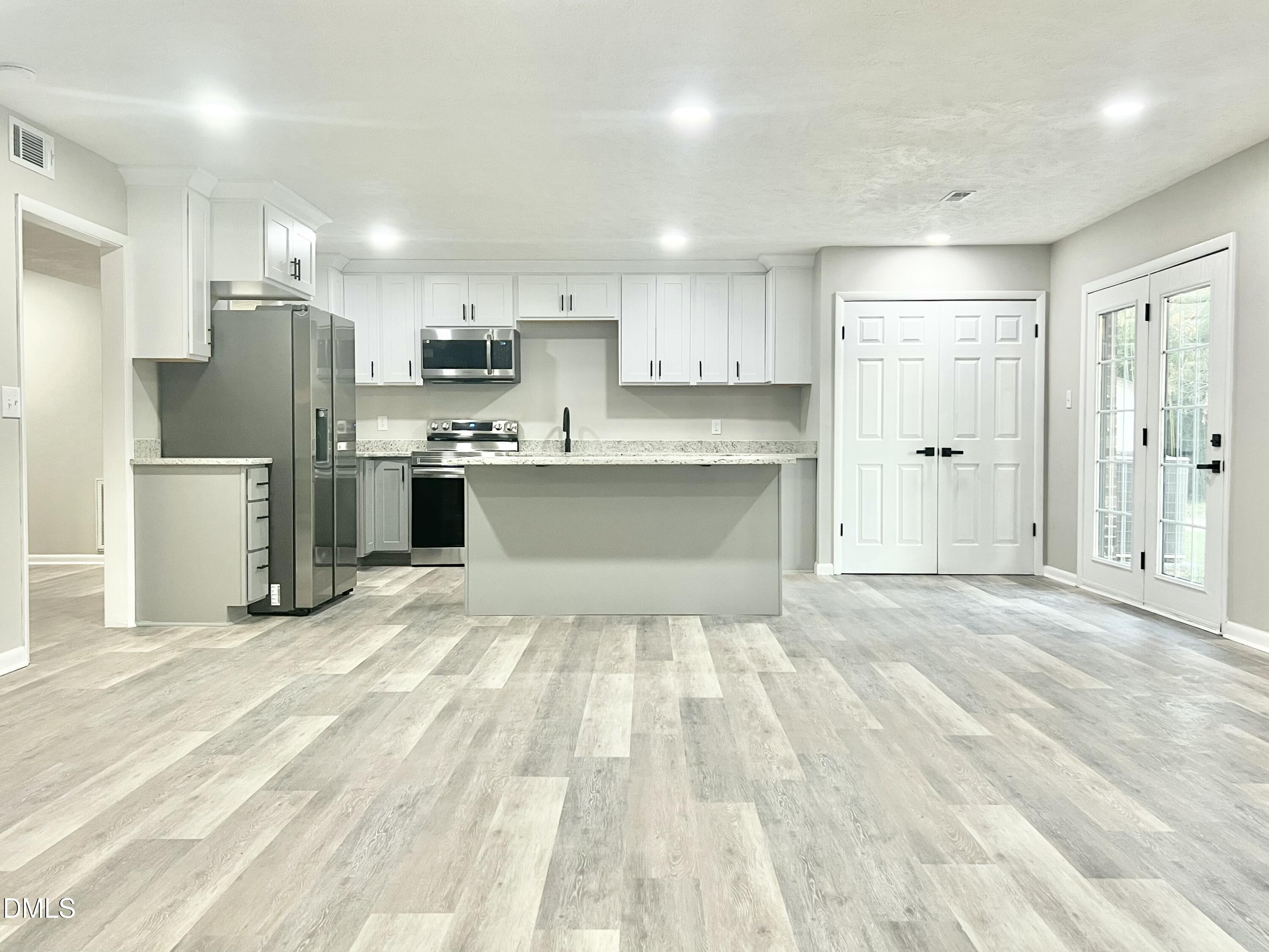 6859 Beaver Stone Road