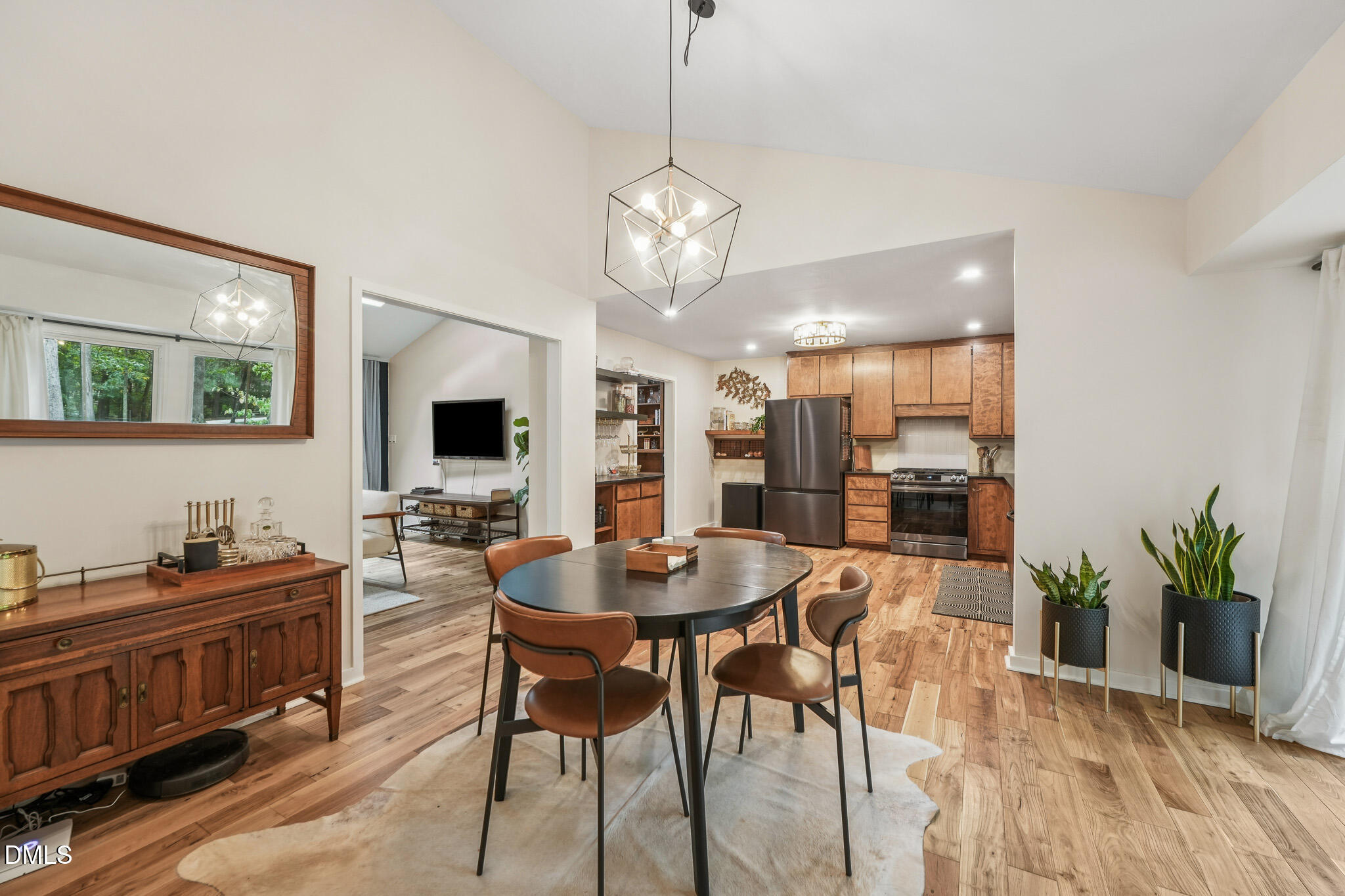 9606 Greenfield Road