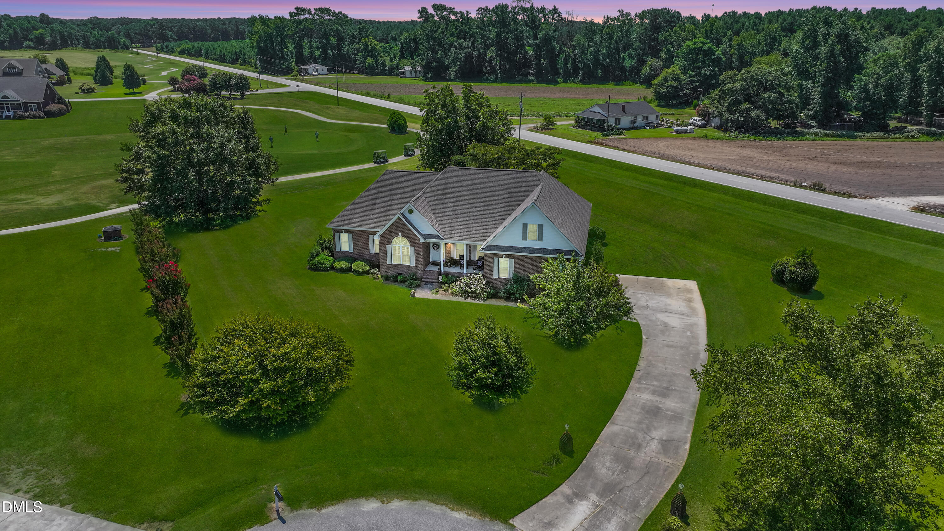 115 Hunters Walk Lane