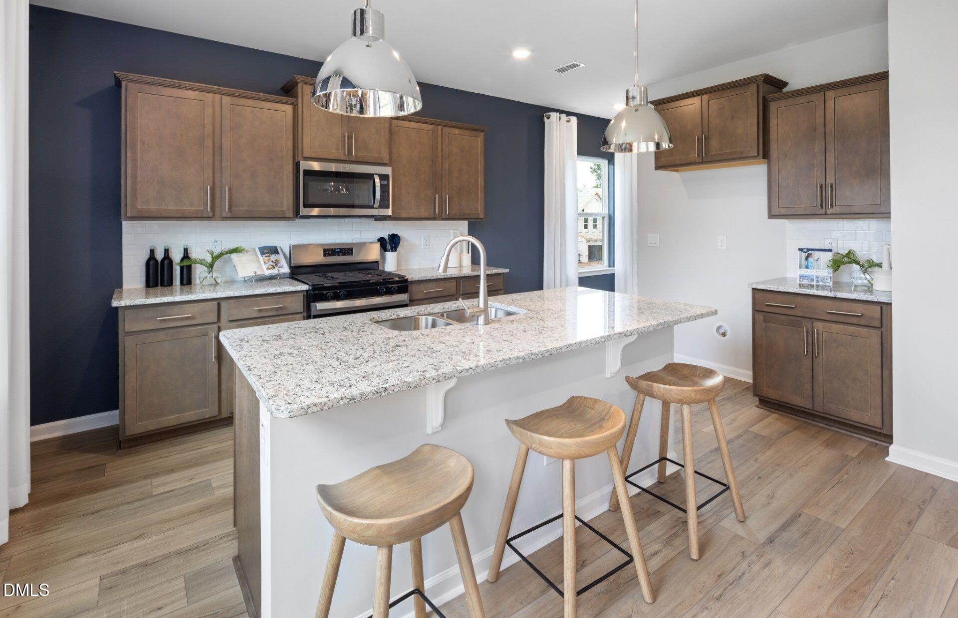 1600 Tamarisk Lane