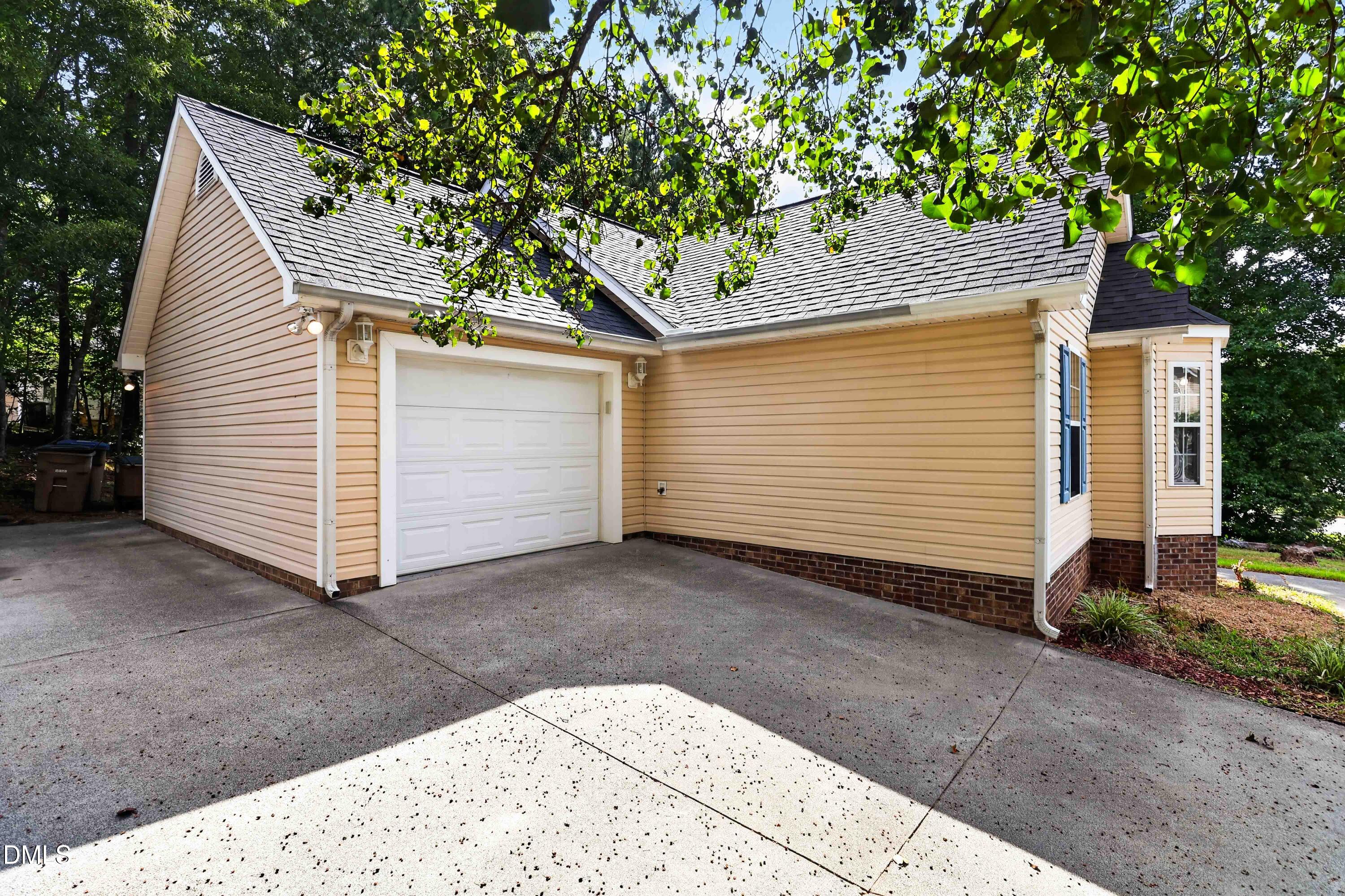 617 Groveton Trail