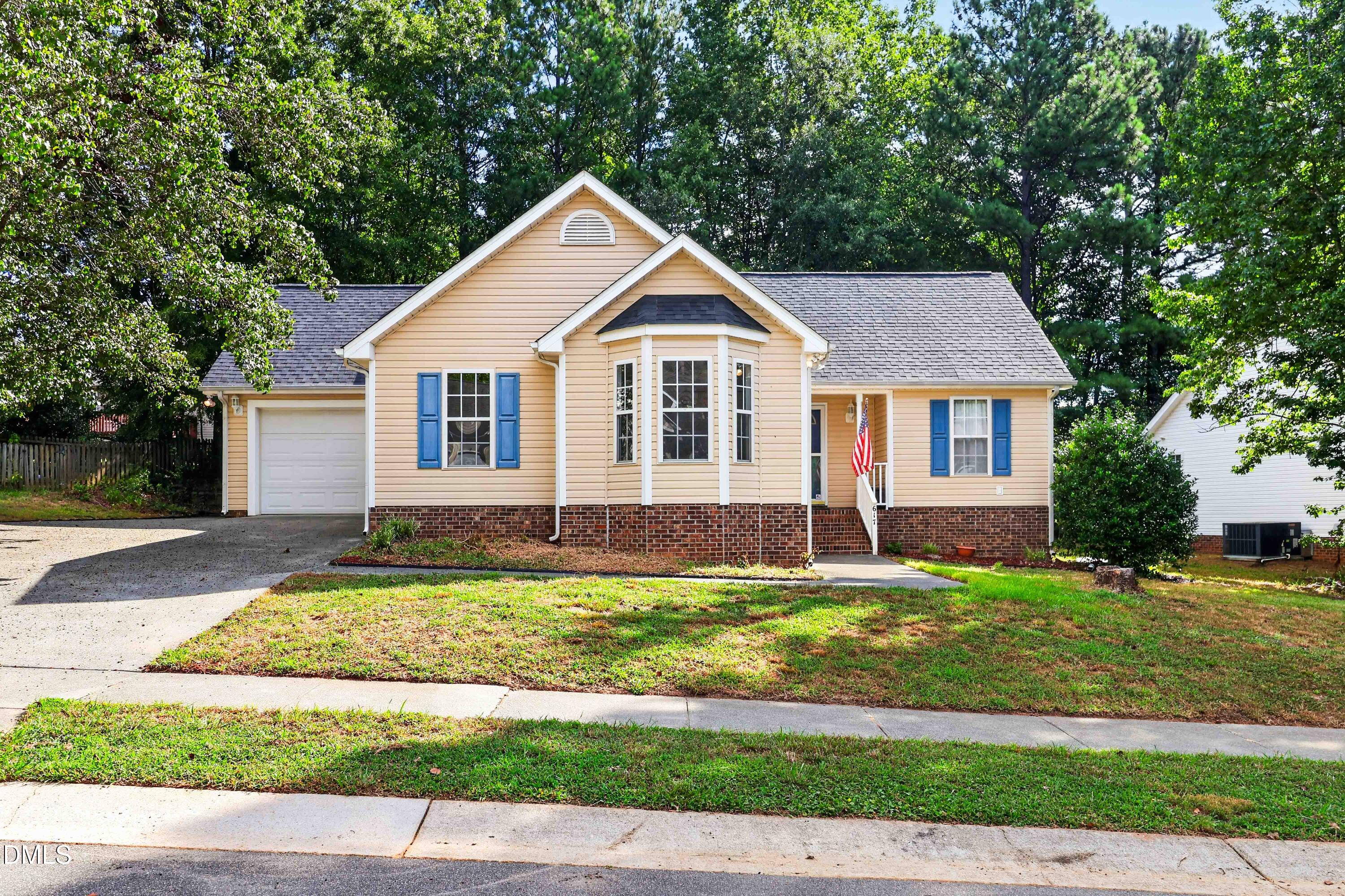 617 Groveton Trail